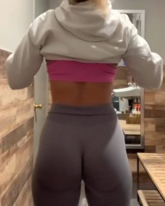 Danielle Cooper’s Fit Booty Bounce