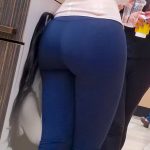 candid-ass-yoga-pants