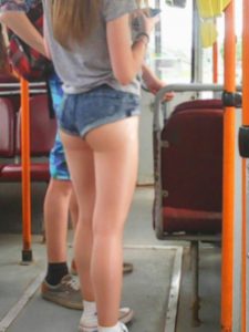 teen-girl-tight-cheeky-shorts